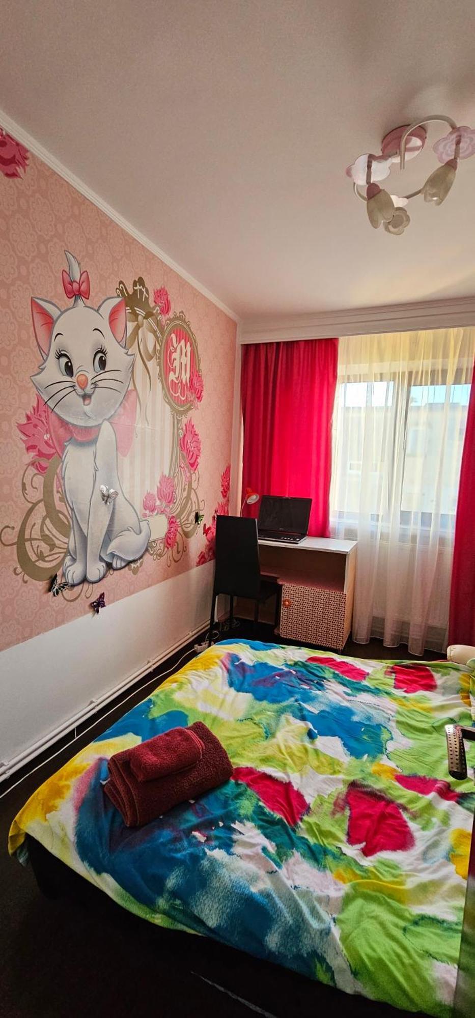Dorian Apart Constanta Luaran gambar